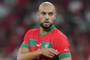أمرابط يعلّق تمثيله للمنتخب المغربي في عهد محمد وهبي ويترك باب العودة مفتوحا